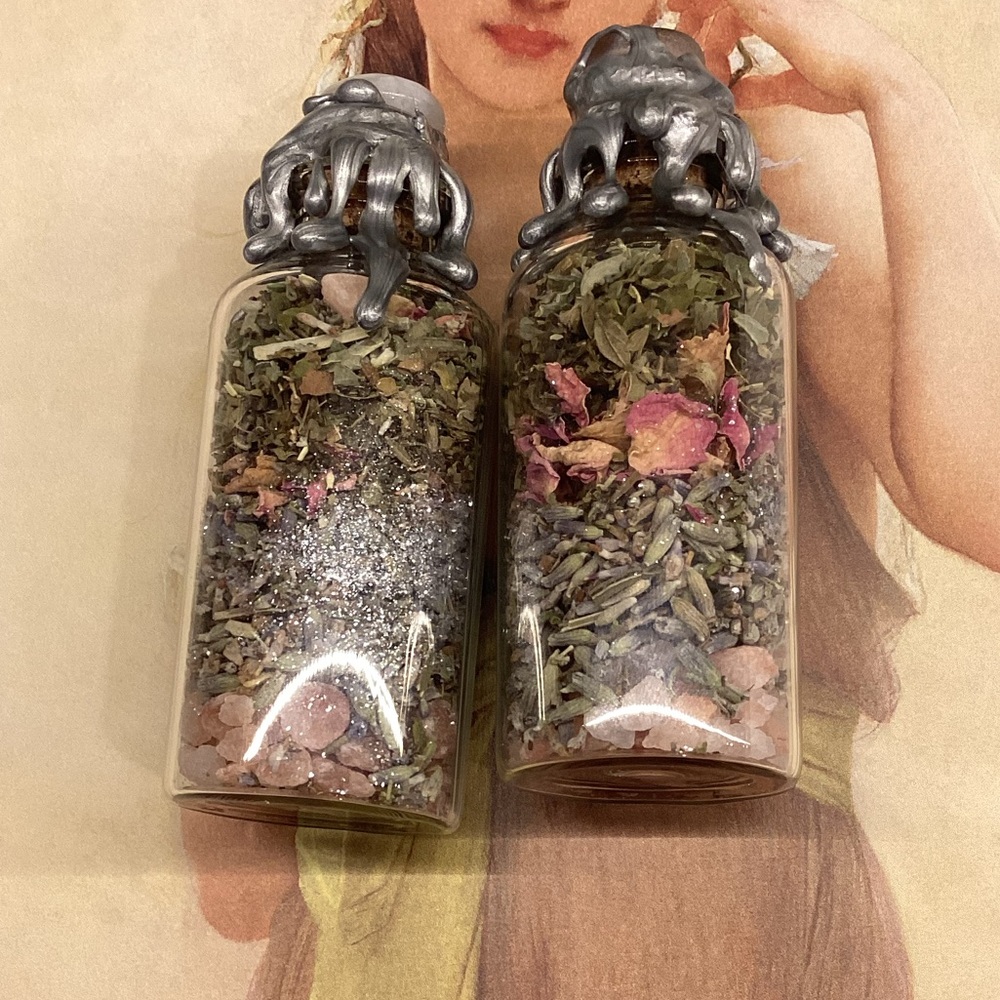 Calm moon 🌕 intention jar handmade with lavender herbs and pink salt 🪷✨🌛